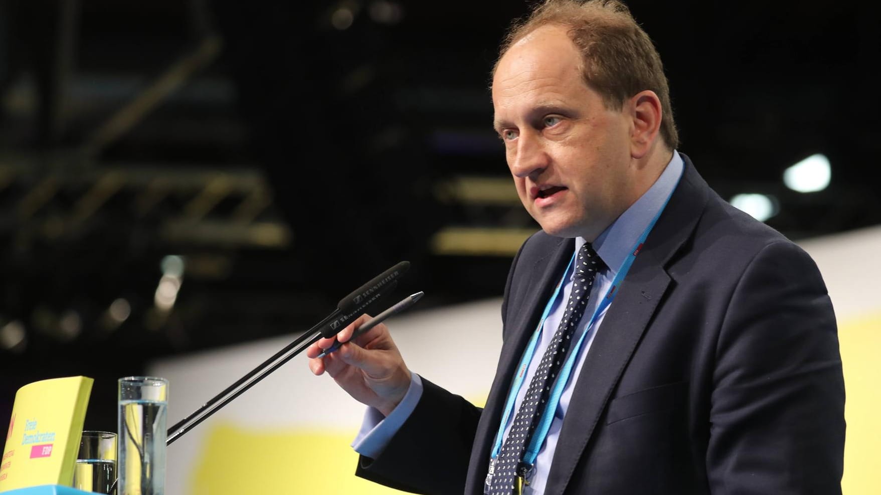 Alexander Graf Lambsdorff (FDP): "Nur schwer vorstellbar, dass Frankreich seine Position ohne jedes Entgegenkommen einfach so geräumt haben soll."