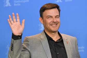 François Ozon stellte auf der Berlinale seinen Film "Grace a Dieu" (Dt.