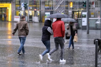 Sturmböen und Graupelschauer: In Deutschland wird es aufgrund der Polarluft wieder kälter.