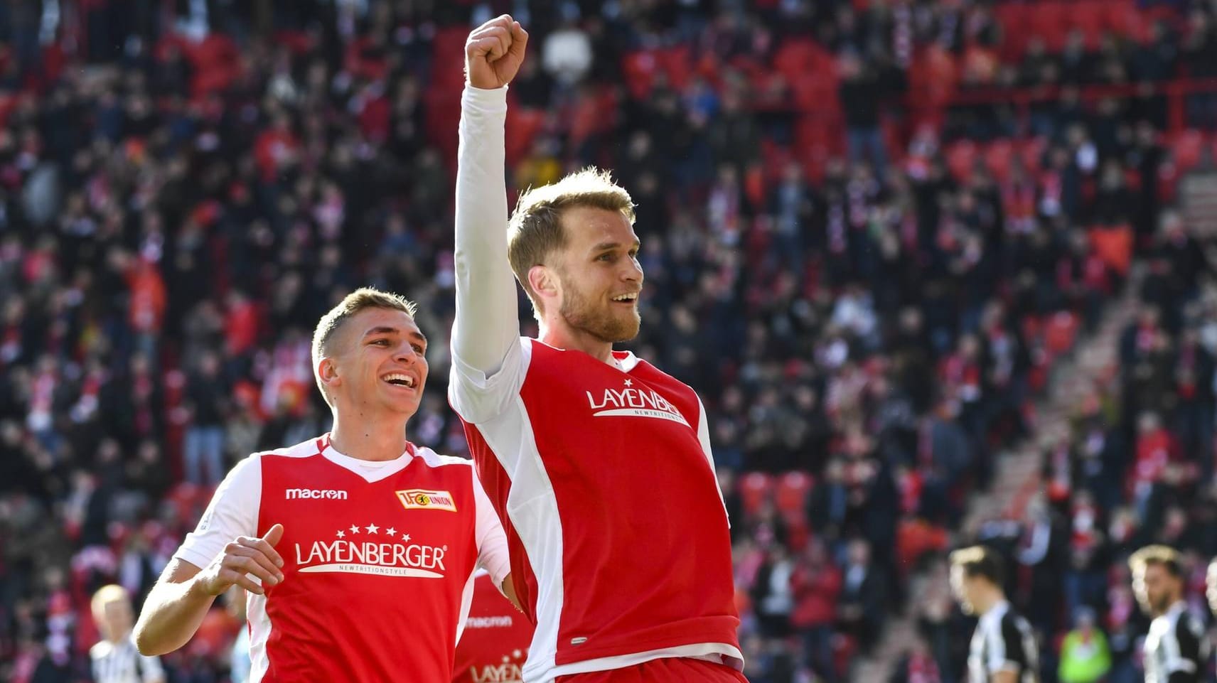 Jubel bei Sebastian Andersson (M.): Der Polter-Ersatz brachte Union Berlin gegen Sandhausen auf die Siegerstraße.