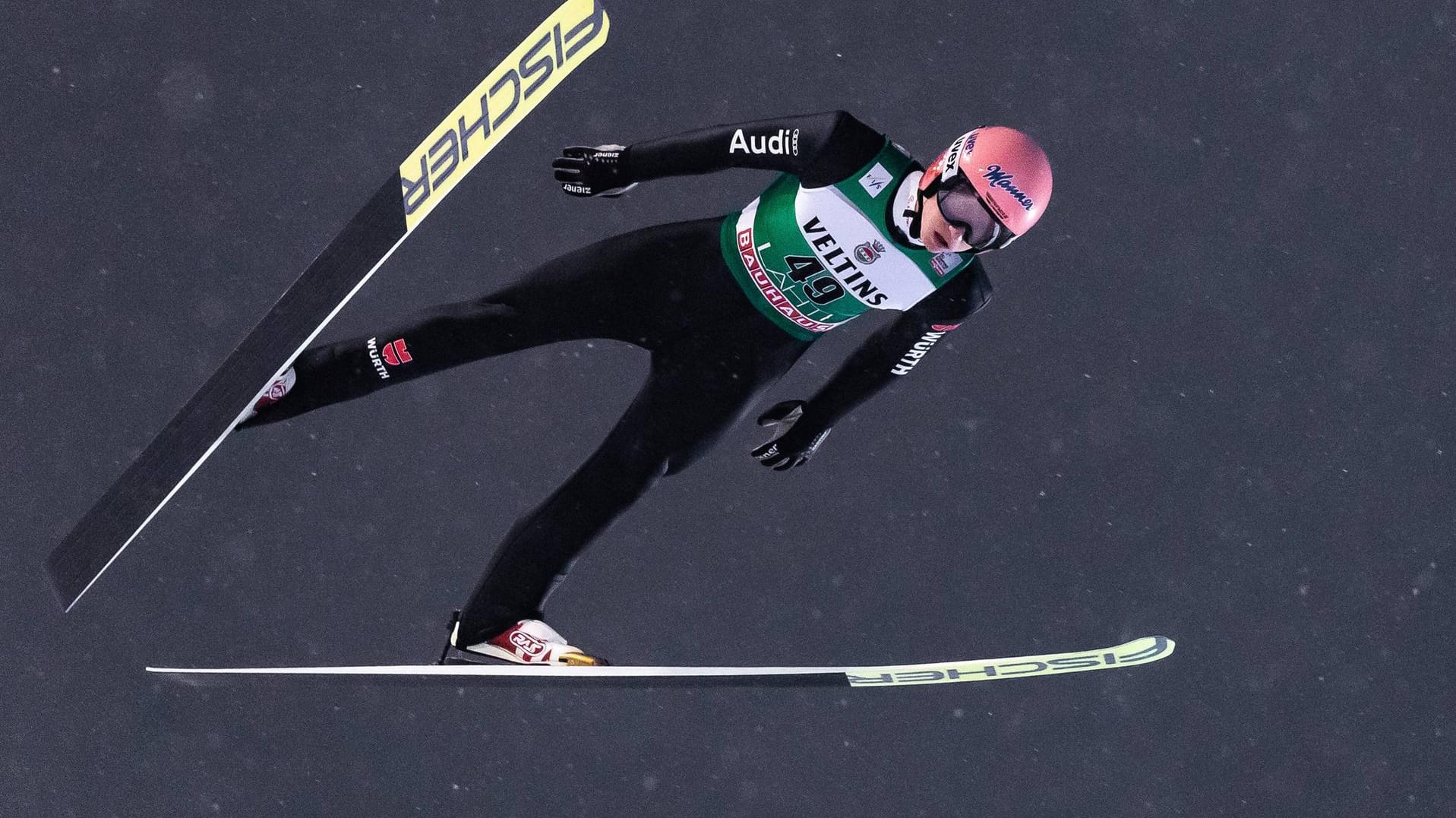 Bester im deutschen Team: Karl Geiger zeigte beim Teamspringen in Lahti eine starke Leistung.