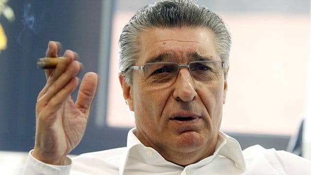 Rudi Assauer war als Spieler, Manager und Interimstrainer für Werder Bremen aktiv. Rudi Assauer war als Spieler, Manager und Interimstrainer für Werder Bremen aktiv.