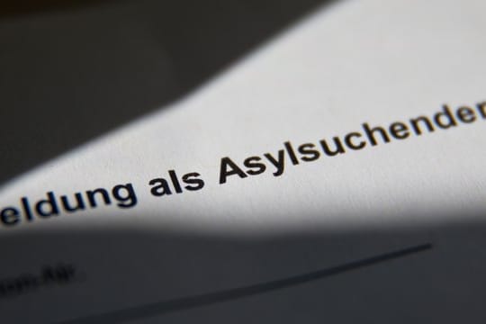 Mit Hilfe eines "Werkstattgesprächs" möchte die CDU den internen Streit über die Flüchtlingspolitik von Kanzerlin Merkel beilegen.