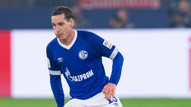 Der Schalker Sebastian Rudy wurde in München früh ausgewechselt.