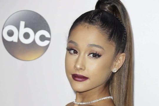 Ariana Grande, US-Sängerin, bei den American Music Awards.