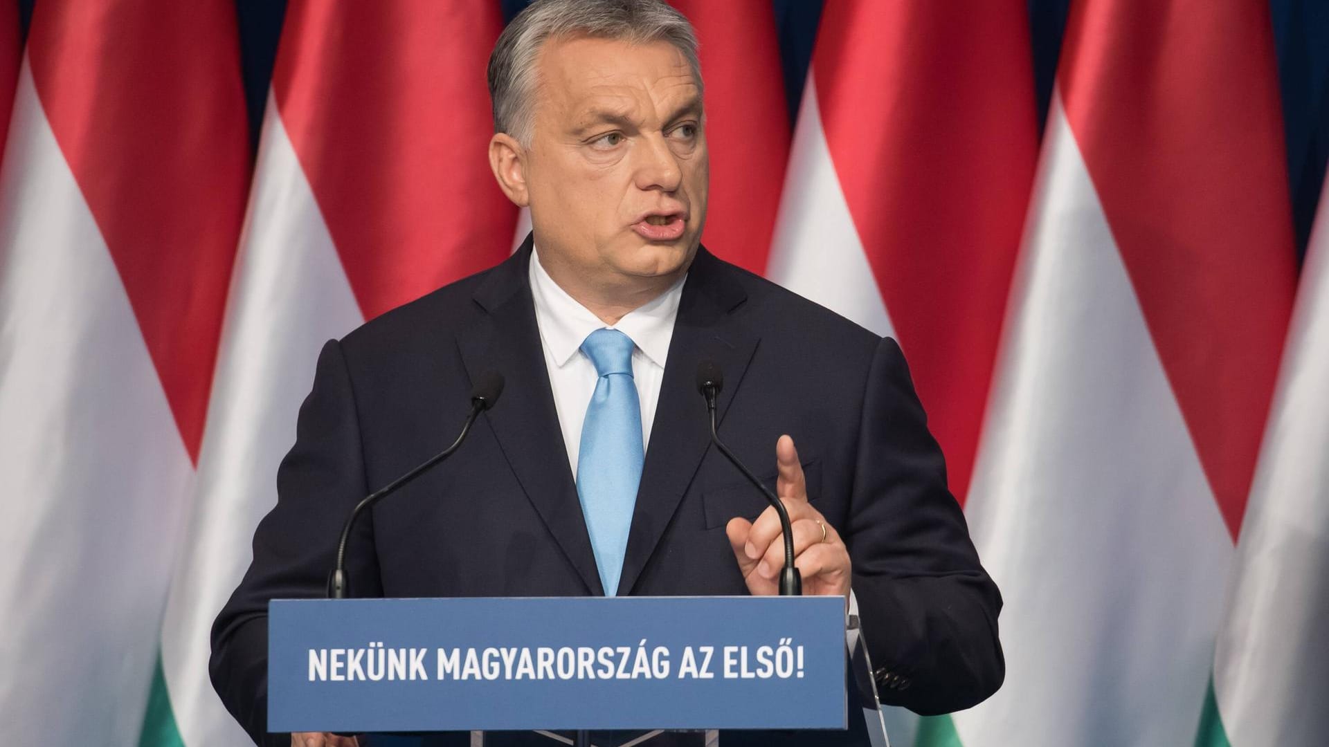 Viktor Orban: In seiner Rede zur Lage der Nation hat der ungarischer Regierungschef fremden- und EU-feindliche Töne angeschlagen.