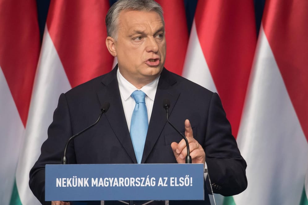 Viktor Orban: In seiner Rede zur Lage der Nation hat der ungarischer Regierungschef fremden- und EU-feindliche Töne angeschlagen.