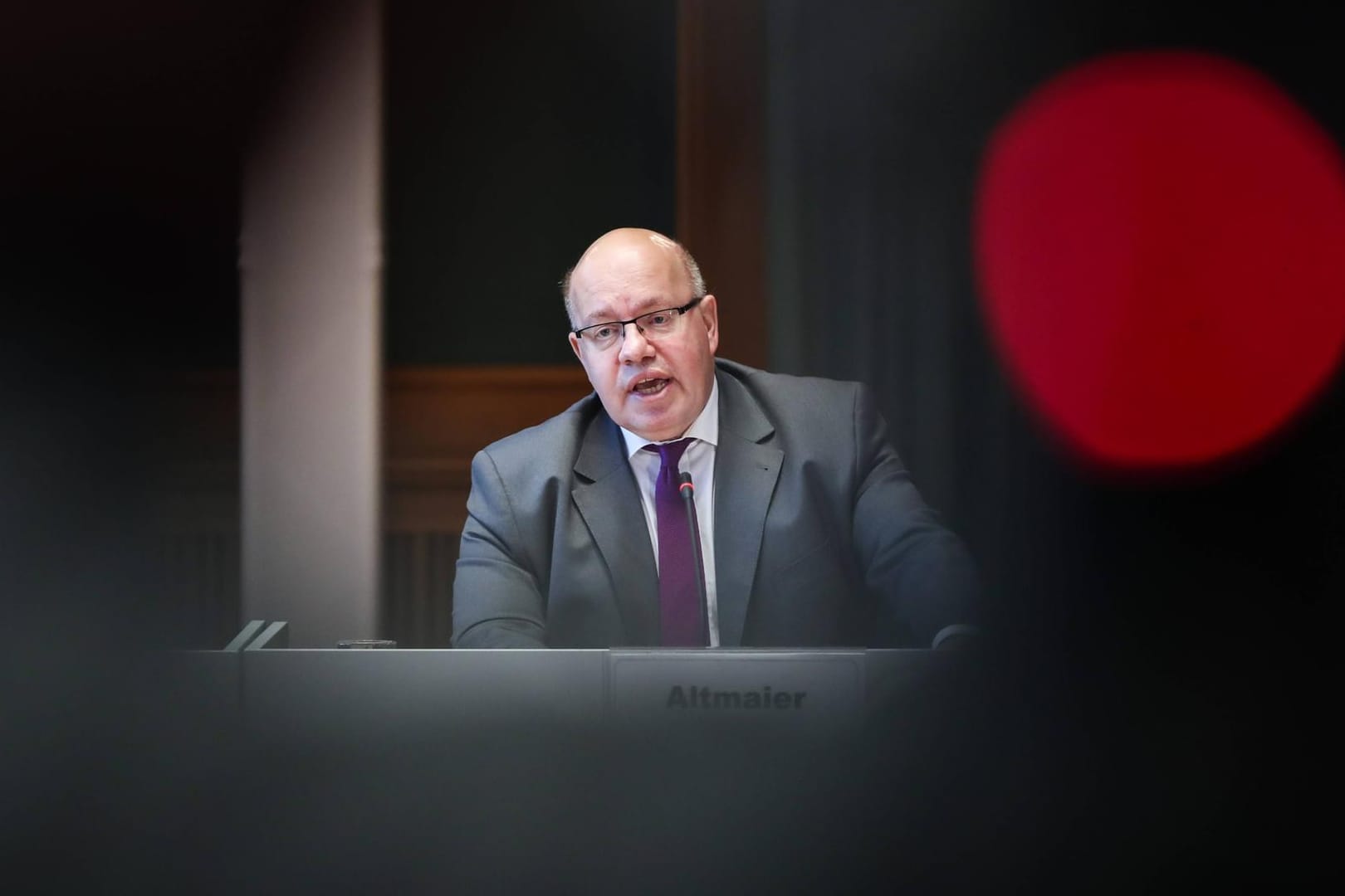 Peter Altmaier: Der Bundeswirtschaftsminister fordert Steuersenkungen, damit Deutschland für Unternehmen attraktiv bleibt.