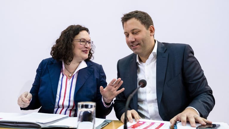 Andrea Nahles und Lars Klingbeil: Die SPD hat ein neues Konzept zum Sozialstaat vorgestellt. Kritik kommt vom Koalitionspartner CDU und der FDP. Zuspruch gibt es von den Linken.