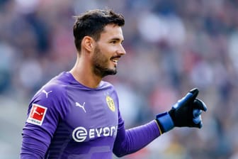 Roman Bürki: Der BVB-Keeper lobt Barcelonas Marc-André ter Stegen in den höchsten Tönen.