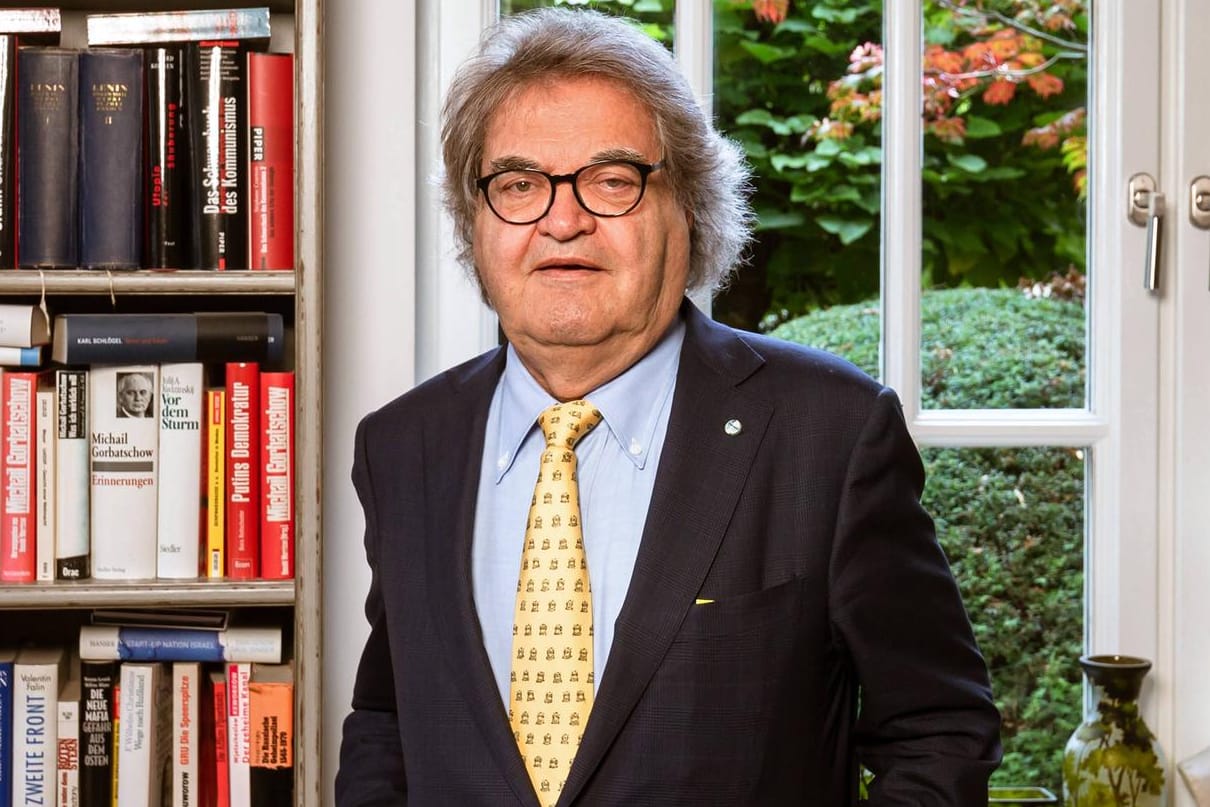 Journalist Helmut Markwort, "Focus"-Gründer, ehemaliger Chefredakteur und Herausgeber des Magazins und FDP-Abgeordneter im bayerischen Landtag.