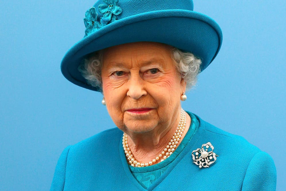 Queen Elizabeth II.: Geht es um politische Angelegenheiten, bleibt sie neutral.