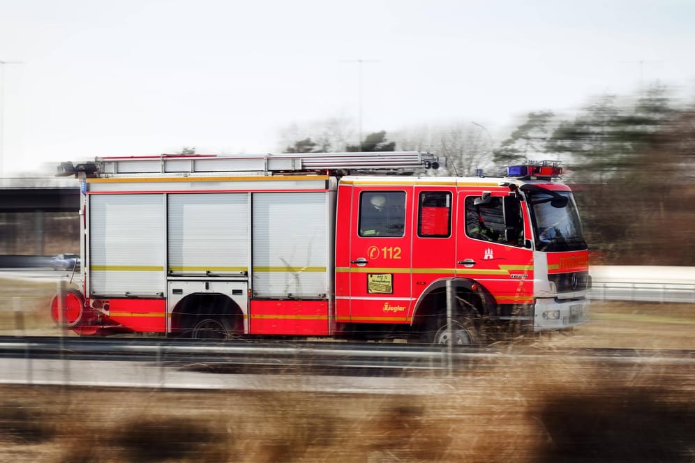 A14 in Sachsen: Ein Lkw-Fahrer ist auf tragische Weise ums Leben gekommen. (Symbolbild)