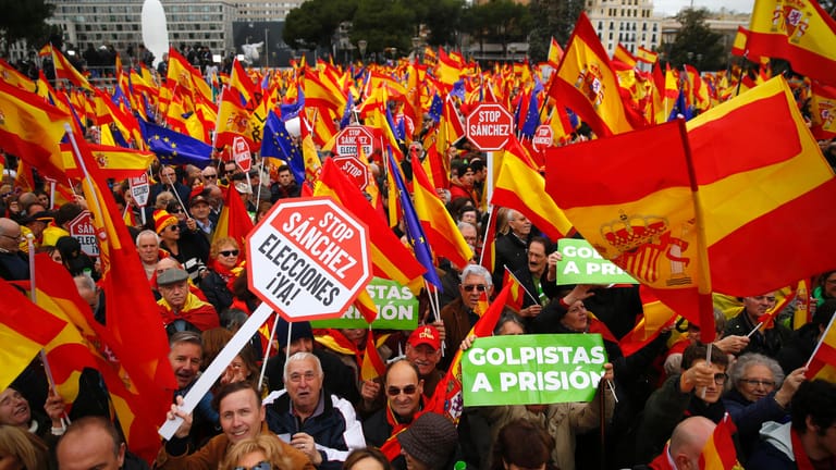 Demonstration gegen Pedro Sánchez in Madrid.