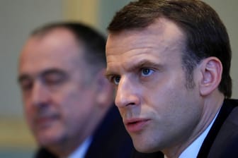 Emmanuel Macron: Der französische Präsident kämpft gegen fallenden Umfragewerte. (Archivbild)