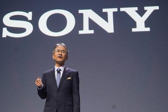 Sony-Konzernchef Kenichiro Yoshida sagte, die das Geschäft in der Spielebranche bewege sich "gnadenlos" schnell und daher müsse auch der Konzern sich ununterbrochen wandeln.