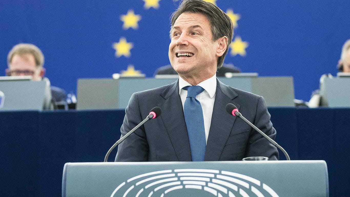 Giuseppe Conte: Italiens Regierungschef Giuseppe Conte hat sich im Europaparlament ungewöhnlich massive Kritik anhören müssen.