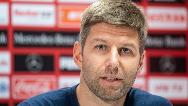 Seine Zukunft als ARD-Experte ist noch offen: Stuttgarts neuer Sportvorstand Thomas Hitzlsperger. Seine Zukunft als ARD-Experte ist noch offen: Stuttgarts neuer Sportvorstand Thomas Hitzlsperger.