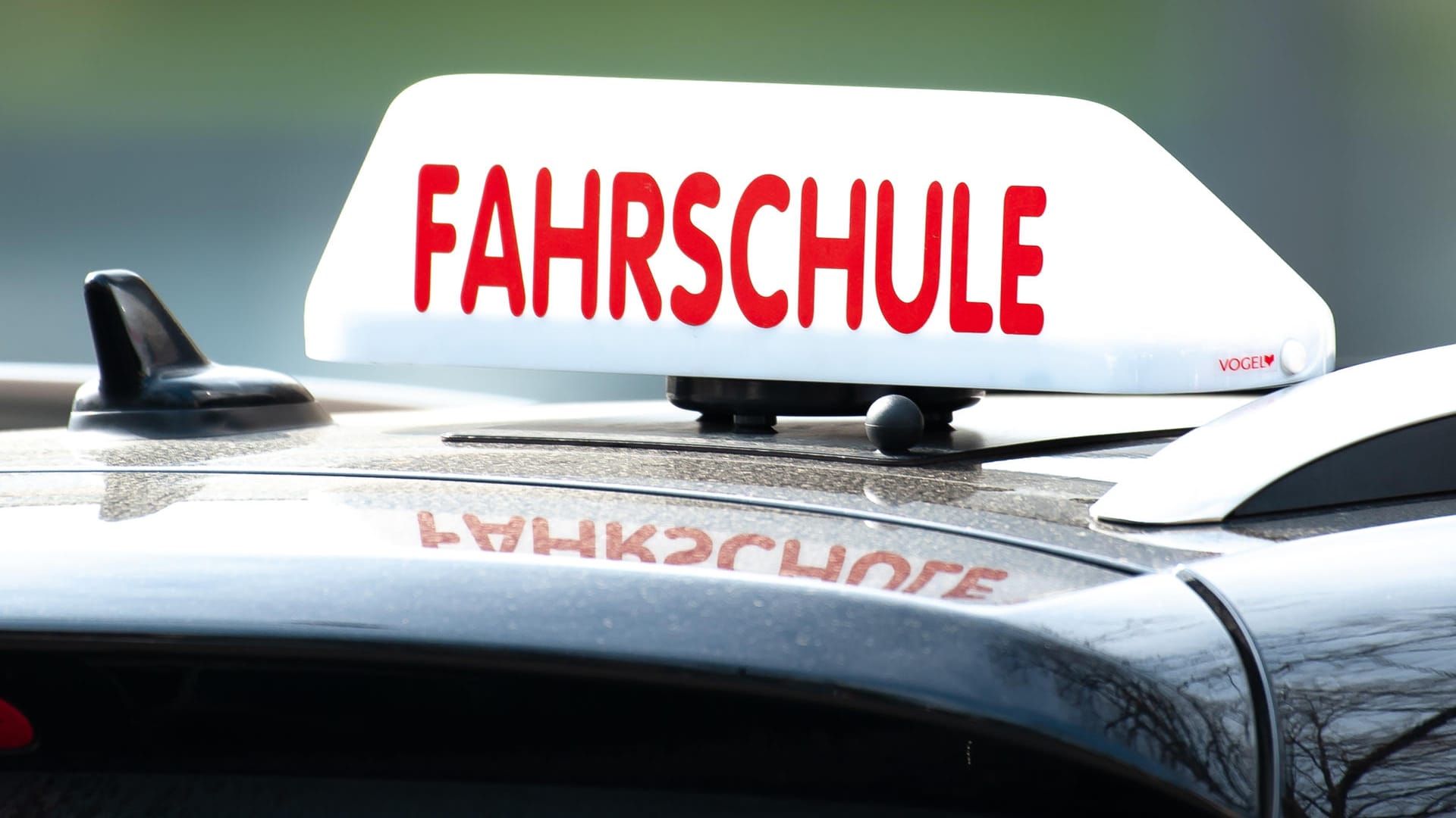 Fahrschule: Bundesweit steigen seit Jahren die Durchfallquoten bei der Führerscheinprüfung für das Auto.