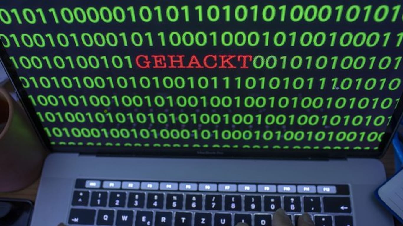Einige der gehackten Daten gehen auf bereits gemeldete Diebstähle zurück, andere stammen aus bisher nicht bekannten Hackerangriffen.