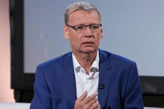 Günther Jauch: Der Moderator hat eine klare Meinung zum öffentlich-rechtlichen Fernsehen.