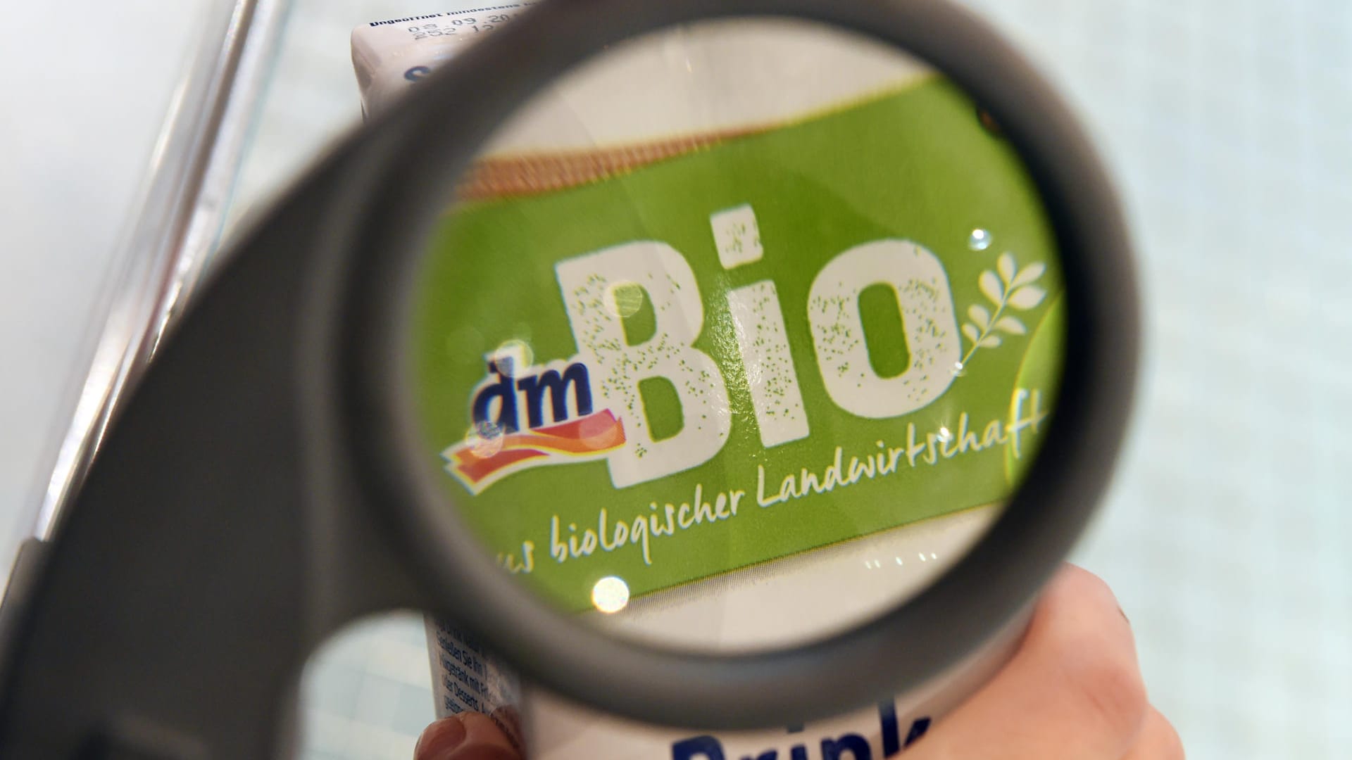 Ein dm-Bioprodukt: Die Drogeriekette dm unterliegt im Rechtsstreit mit Alnatura.