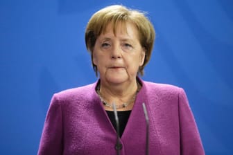 Angela Merkel: Die Kanzlerin weist einen Vorstoß von Gesundheitsminister Spahn zur Betriebsrente zurück.