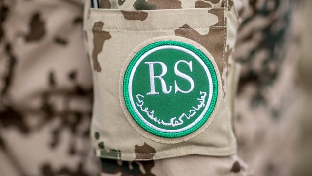 Die Buchstaben "RS" an der Uniform eines in Afghanistan stationierten Soldaten. Die Buchstaben "RS" an der Uniform eines in Afghanistan stationierten Soldaten.
