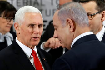 US-Vize-Präsident Mike Pence (l.) und Israels Premierminister Benjamin Netanjahu in Warschau: Iran als größte Bedrohung im Nahen Osten.