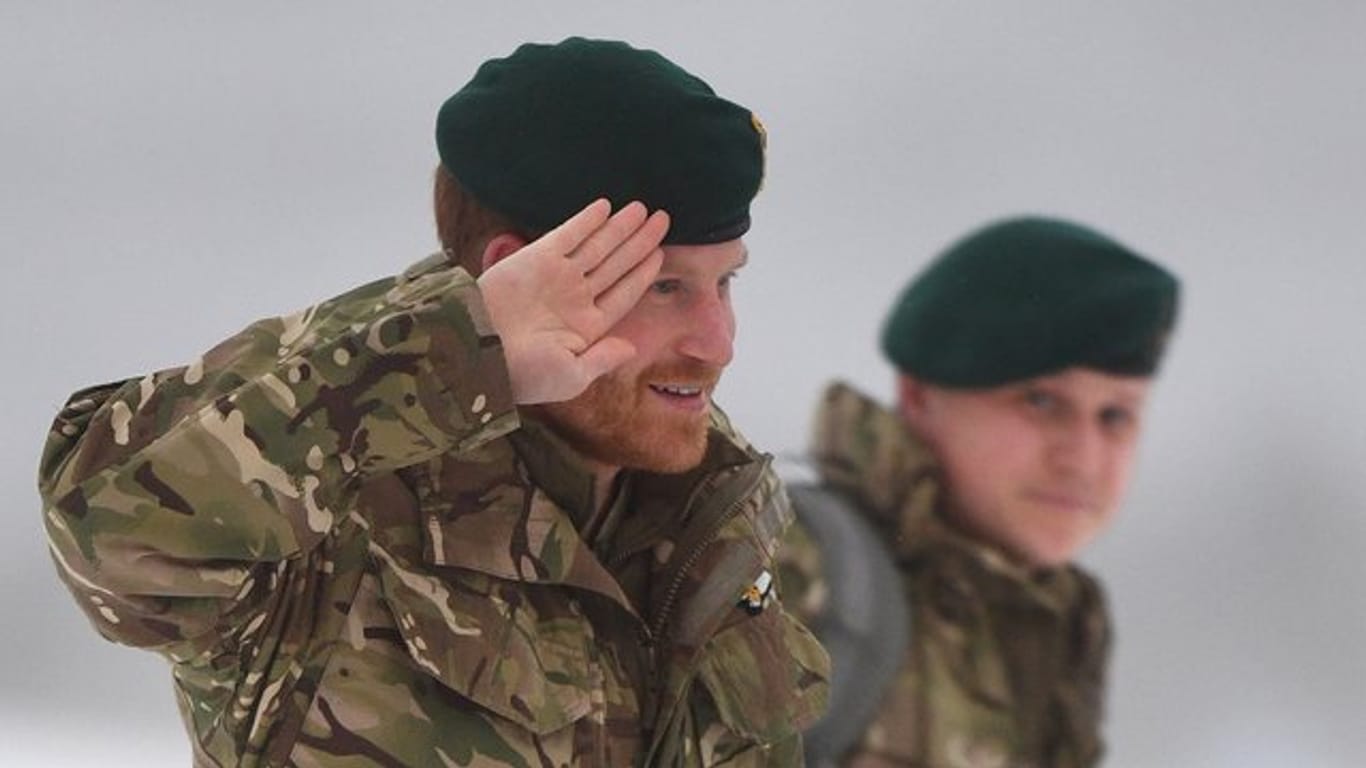 Der britische Prinz Harry besucht als Generalkapitän der Royal Marines eine Übung in Norwegen.