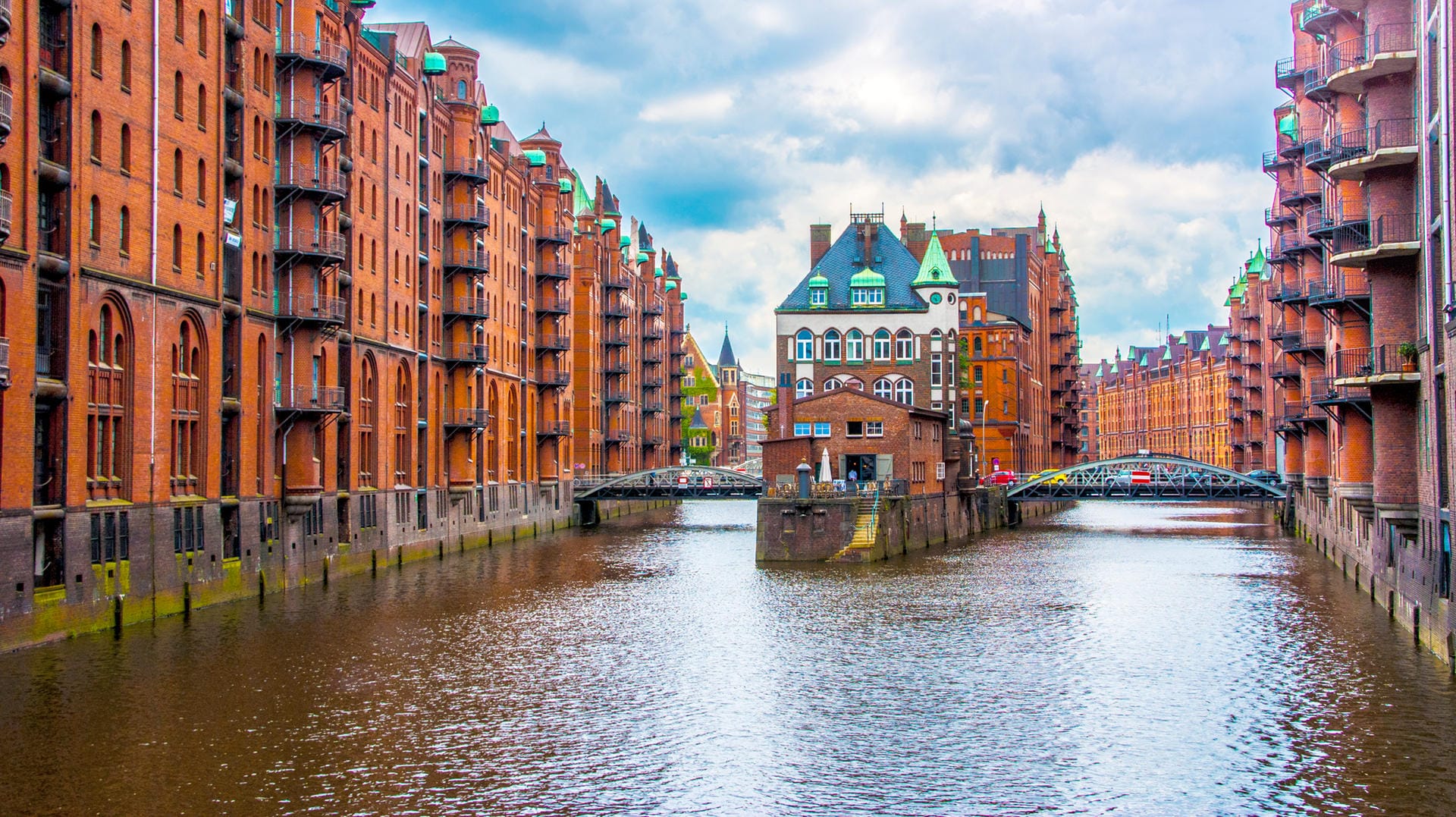 Wasserschloss: Ein Spaziergang in der Speicherstadt passt auch in einen kurzen Städtetrip.