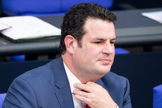 Arbeitsminister Heil hat eine Grundrente ohne Bedürftigkeitsprüfung für Geringverdiener vorgeschlagen.