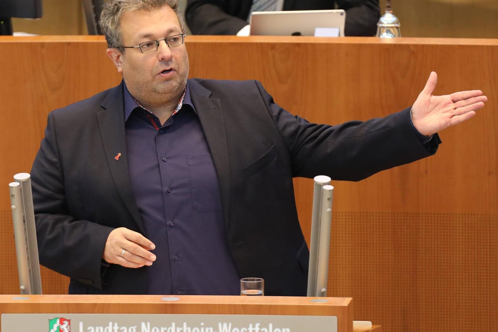 Der Grünen-Landtagsabgeordnete Mehrdad Mostofizadeh setzt sich für eine Entschuldung von Hagen ein.