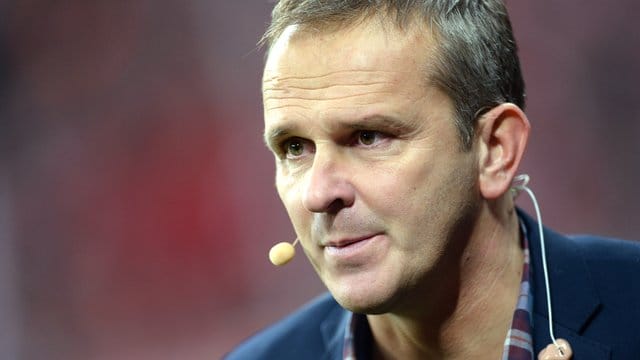Zieht einen Schlussstrich im Streit mit dem FC Bayern: Sky-Experte Dietmar Hamann. Zieht einen Schlussstrich im Streit mit dem FC Bayern: Sky-Experte Dietmar Hamann.