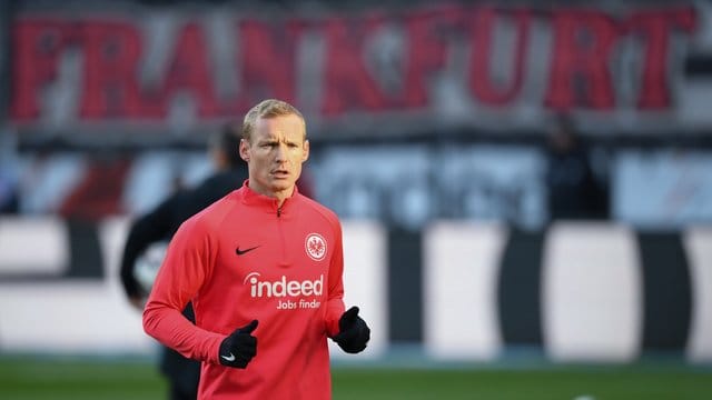 Droht gegen Gladbach auszufallen: Eintracht-Profi Sebastian Rode.