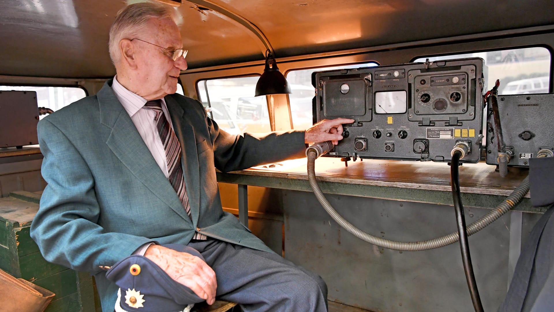 Scholze gehörte zu den Teilnehmern des "2. Radarlehrgangs" im Jahr 1961 in Niedersachsen.