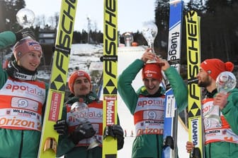 Die deutschen Skispringer landeten beim Teamwettbewerb in Willingen auf dem zweiten Platz.