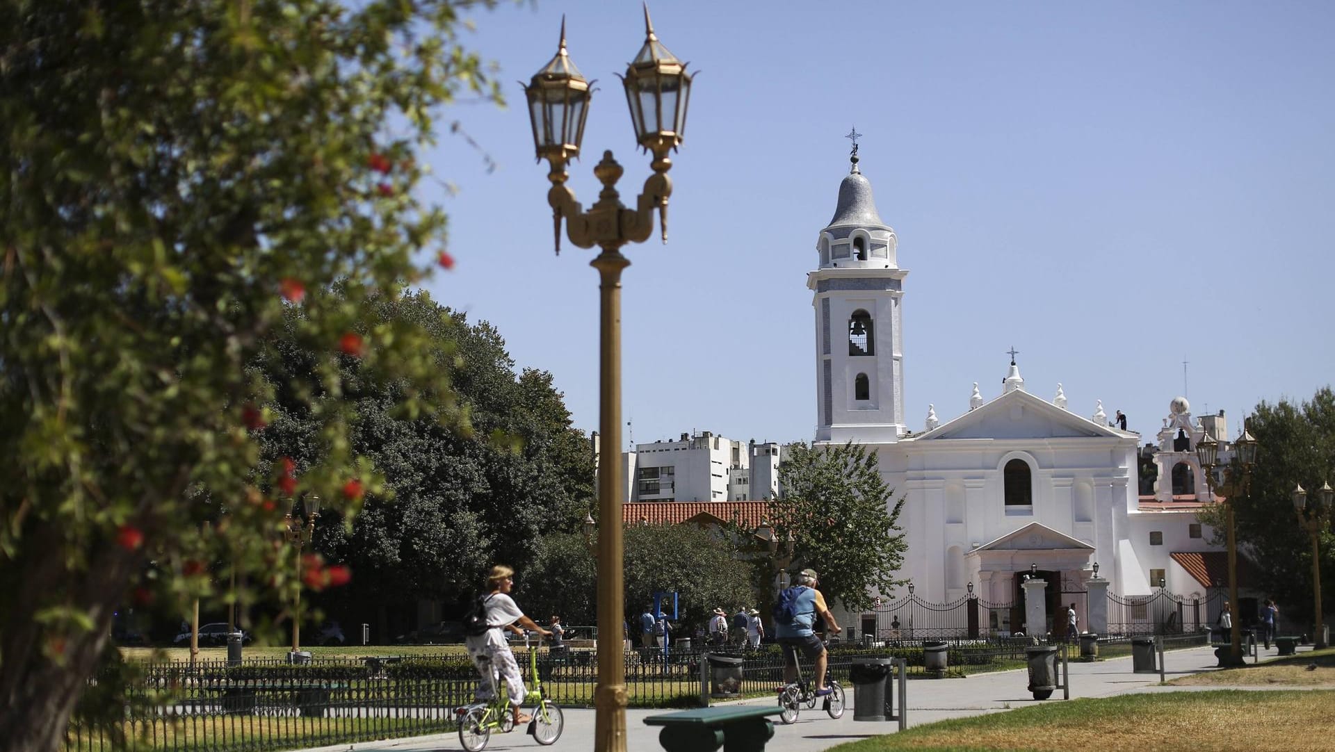 Recoleta-Park, Buenos Aires: Arbeiten in Argentinien