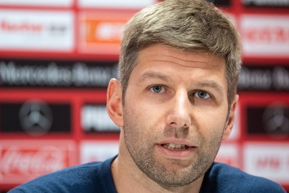Thomas Hitzlsperger, neuer Sportvorstand des VfB, stützt auch weiterhin Trainer Markus Weinzierl.