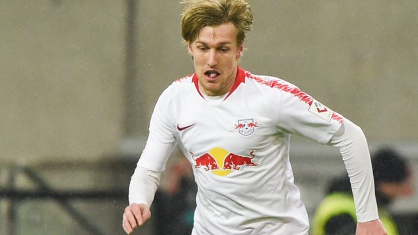 Leipzigs Emil Forsberg zog sich in der Partie beim VfB Stuttgart eine leichte Innenbandblessur zu.