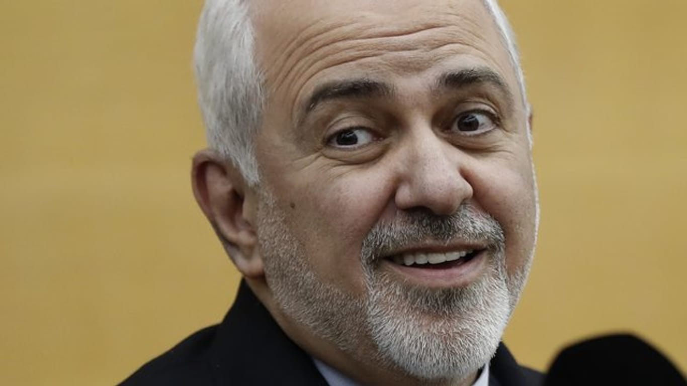 Außenminister Sarif warf den USA "hasserfüllte Anschuldigungen", "Feindseligkeit" und "Dämonisierung" des Irans vor.