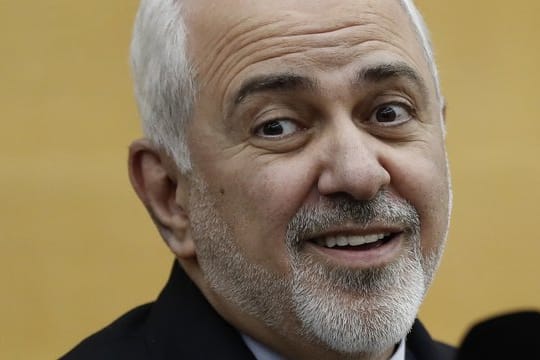 Außenminister Sarif warf den USA "hasserfüllte Anschuldigungen", "Feindseligkeit" und "Dämonisierung" des Irans vor.