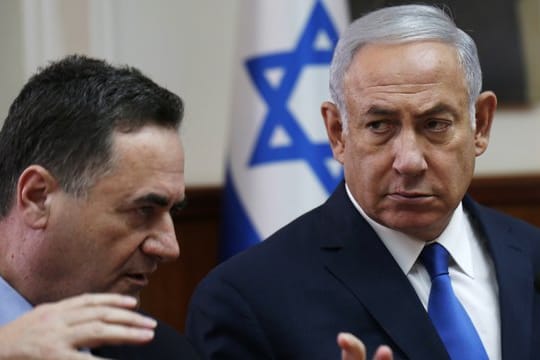 Benjamin Netanjahu (r) und Israel Katz.