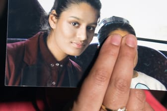 Ein Foto von Shamima Begum: Die 19-jährige IS-Anhängerin hat in einem kurdischen Gefangenenlager ein Kind zur Welt gebracht. Sie will zurück nach Großbritannien.