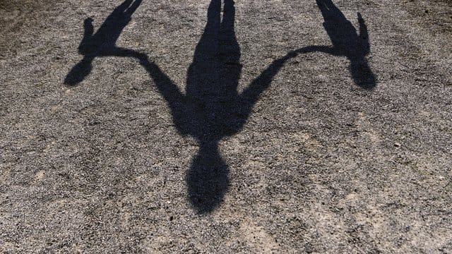 Der Staat schafft es zunehmend nicht, den Unterhaltsvorschuss für Alleinerziehende einzutreiben. Der Staat schafft es zunehmend nicht, den Unterhaltsvorschuss für Alleinerziehende einzutreiben.