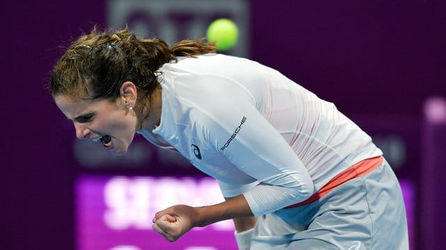 Muss früh in Dubai die Koffer packen: Julia Görges.