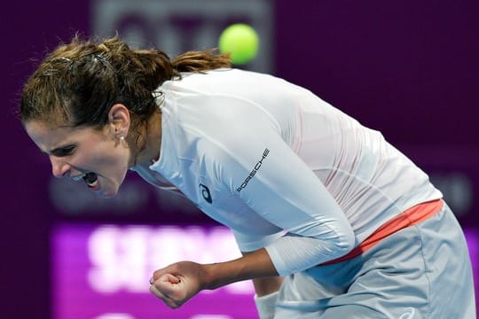 Muss früh in Dubai die Koffer packen: Julia Görges.