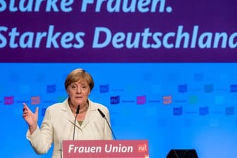 Bundeskanzlerin Angela Merkel während des Bundesdelegiertentags der Frauen Union.