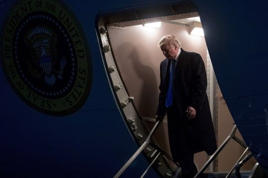 Trump hat einen Nationalen Notstand an der Südgrenze der USA ausgerufen, um seine Pläne zum Bau einer Grenzmauer zu Mexiko voranzutreiben.