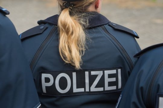 Witten: Eine 39 Jahre alte Frau soll zunächst ihren zehnjährigen Sohn getötet und dann Suizid begangen haben. (Symbolbild)